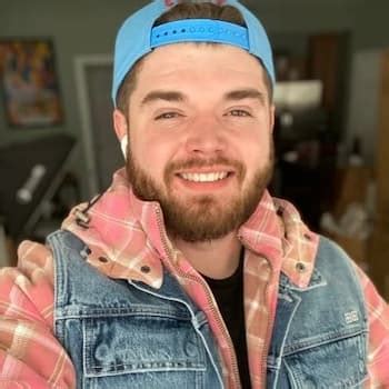 how old is bigjigglypanda|BigJigglyPanda YouTube, Bio, Wiki, Age, Dog, And。